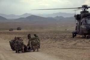 2004_2.-LAS FAMET EN AFGANISTAN DESTACAMENTO ASPUHEL. OPERACIÓN ROMEO- ALFA. CASEVAC AFGANISTAN