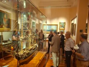 AF_AMAVIET_Visita al Museo de la Armada_2024_ (10)