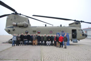 22/02/2024 Visita AMAVIET a la Base &laquo;Coronel Mat&eacute;&raquo;