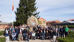 Vertical de cuatro EC-135 del BHELEME con motivo de sus 20000 horas de vuelo 